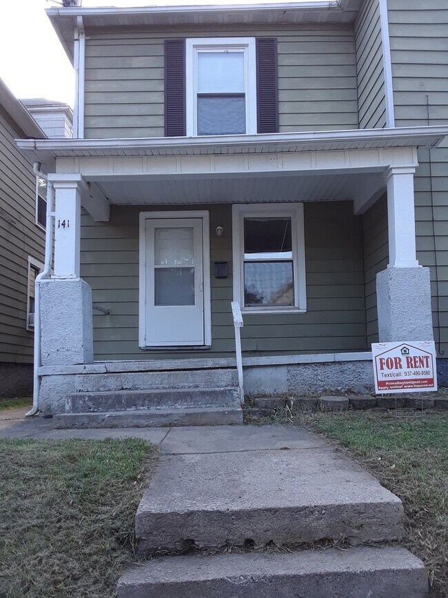 139-141 Edgar Ave - 139-141 Edgar Ave Apartamento Unidad 141