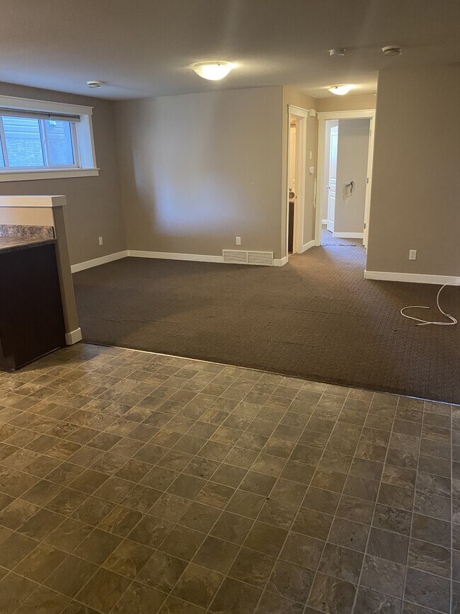 Photo - 463 Halifax St