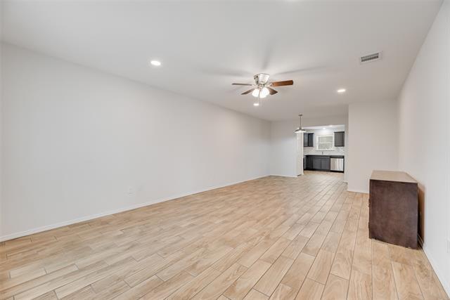 Photo - 5302 Wooten Dr