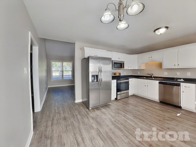 Photo - 500 Sunray Dr