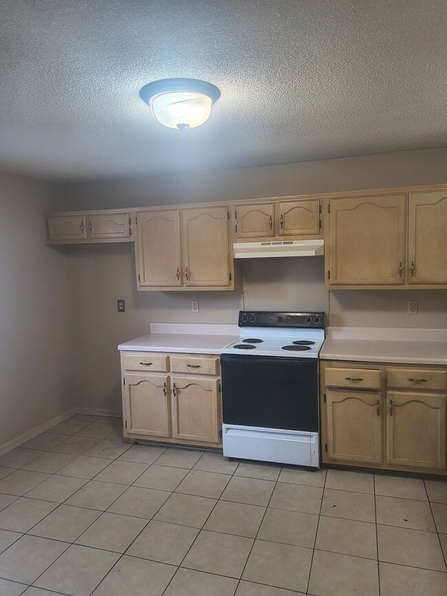 Photo - 8352 Keeli Cove