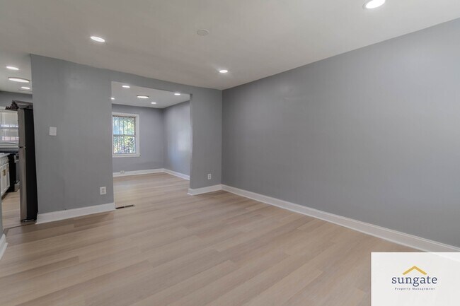 Photo - 105 Upmanor Rd