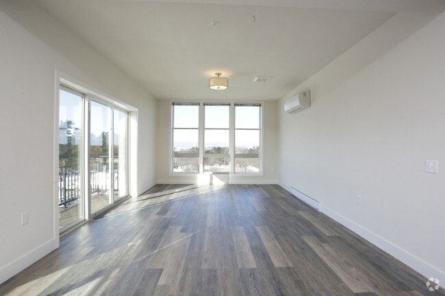 living room - 1185 Shelburne