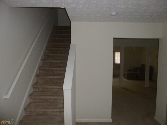 Photo - 1962 Grove Way