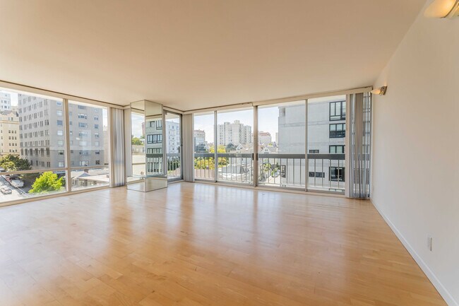 Building Photo - 1998 Broadway Unit 1401 Rental