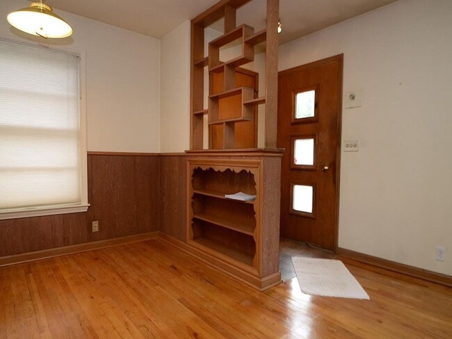 Photo - Spacious 4-Bedroom Ranch in District 66 with Walkout Basement & Mother-in-Law Suite