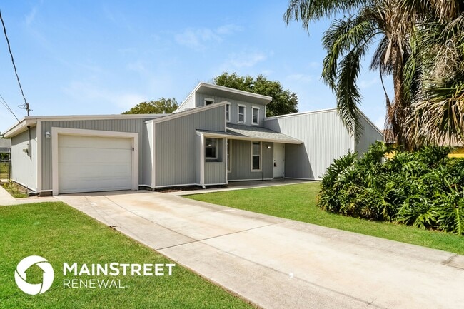 Photo - 2574 SW Monterrey Ln