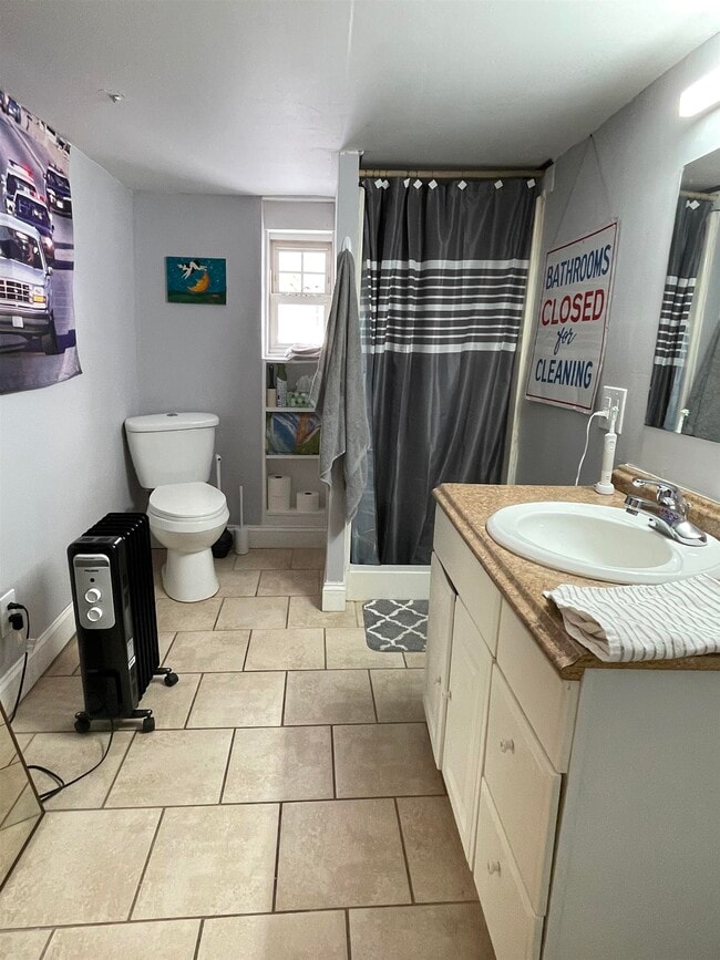 Photo - 173 Main St Unidad 2