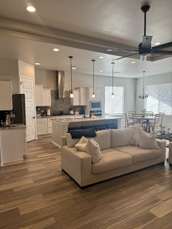 Photo - 704 Amatista Lp SE