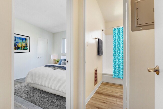 Third Avenue Apartments