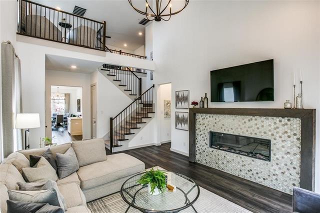 100 Claire Dr