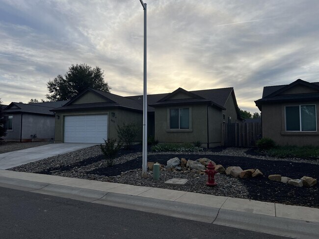 Photo - 4321 Paulson Ln