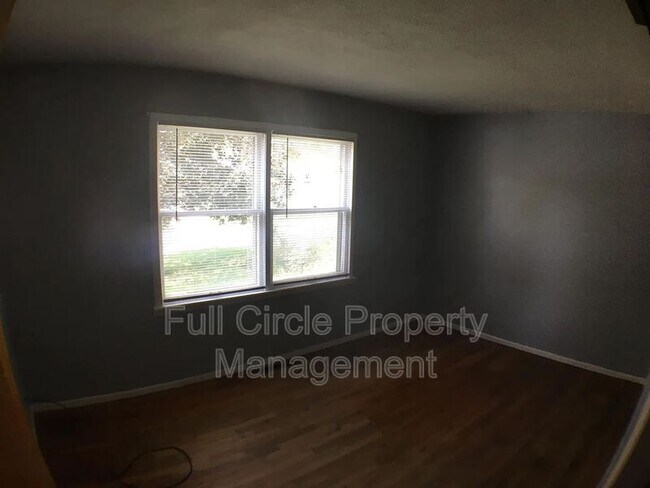 Photo - 7419 S 41st Ave
