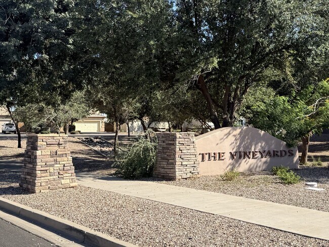 Photo - 4 bedrooms in Power Ranch