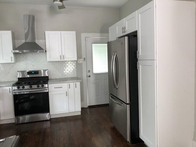 Building Photo - 134 N Everton St Rental