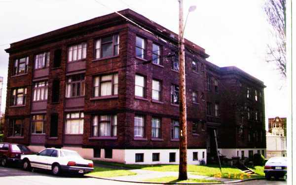 Photo - Highland Court Apartments