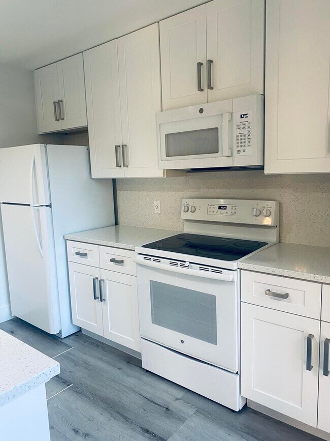 Photo - 5808 58th Way