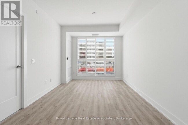 Photo - 25 Cordova Ave Unit 318