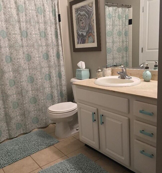 Photo - 1000 Providence Pl