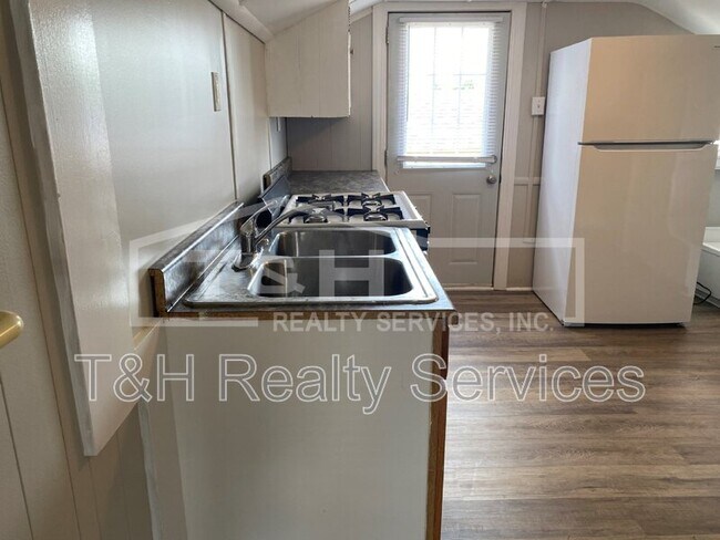 Photo - 2916 Noble St Unidad 2