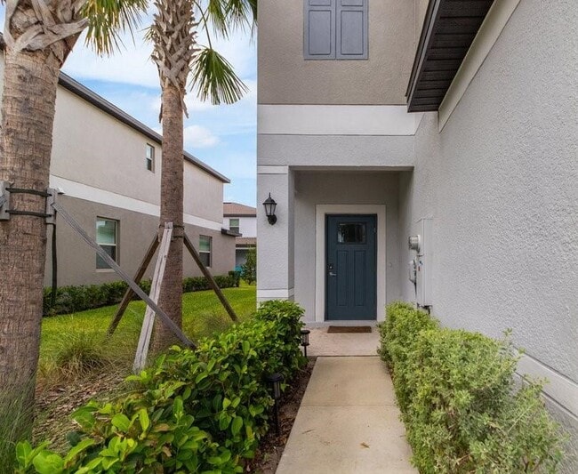 Building Photo - 8305 Crescent Oaks Dr Rental