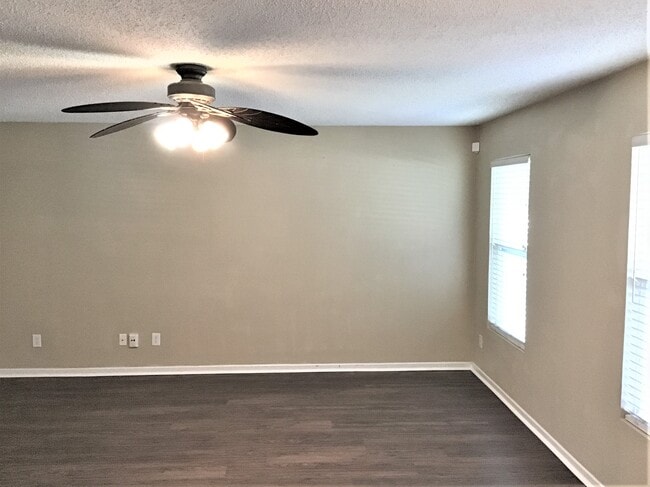 Photo - 12671 Republic Dr