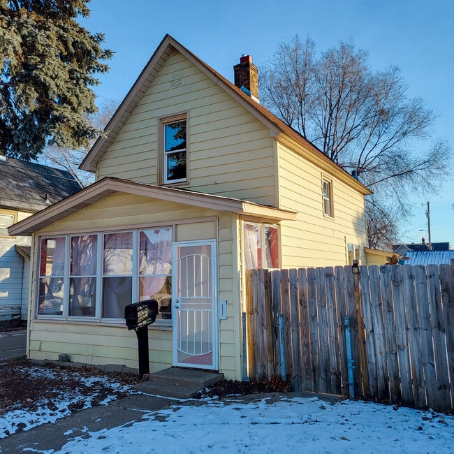 Building Photo - 4848 N 6th St