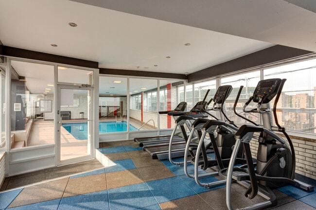 Photo - 235 Sherbrooke