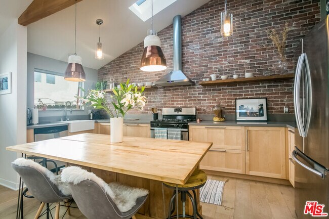 Photo - 4088 Redwood Ave Condo