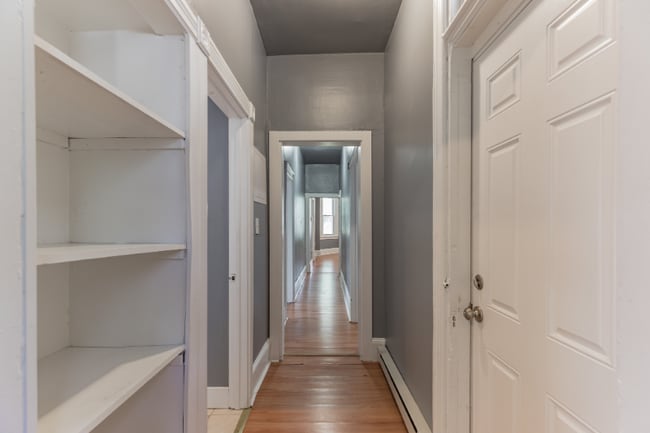 Photo - 1 Sharon Ave Unidad A