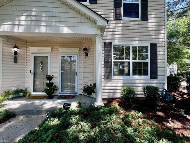 Building Photo - 4581 Duffy Dr