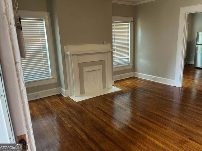 Photo - 1284 Hillyer Ave