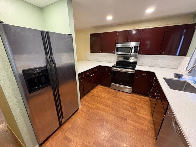 Photo - 2 Bed/2.5 Bath Townhome with Garage, Pool and Tennis Court