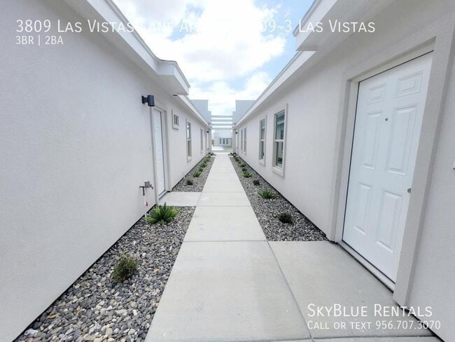 Building Photo - 3809 Las Vistas Ln Unit 3809-3 Las Vistas
