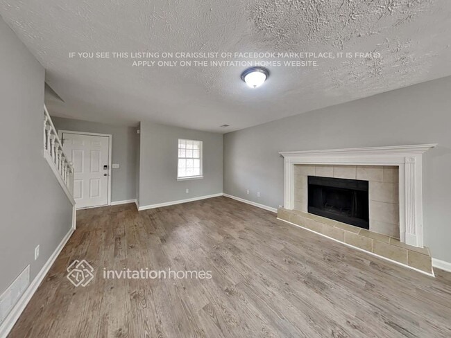 Photo - 2035 Amberly Glen Way