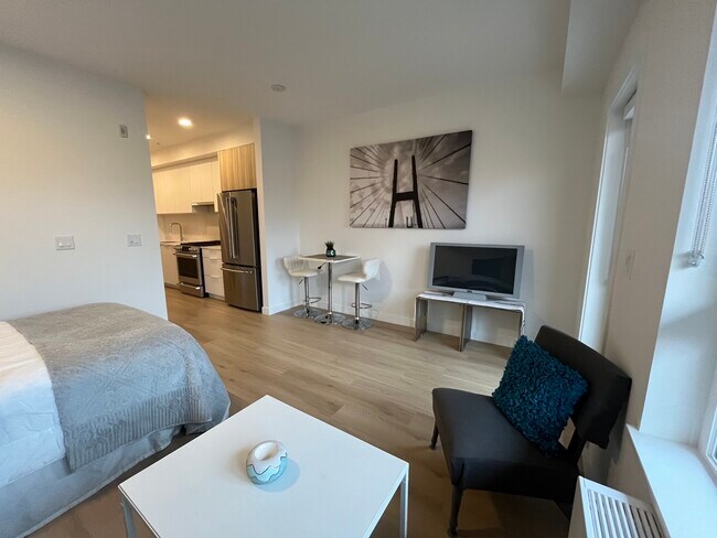 Photo - 2450 Garden Dr Unité 407