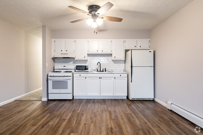 2HAB, 1BA - Cocina - Riley Place Apartments