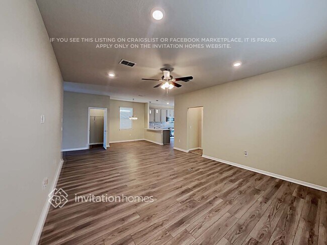 Photo - 7603 Pool Compass Loop