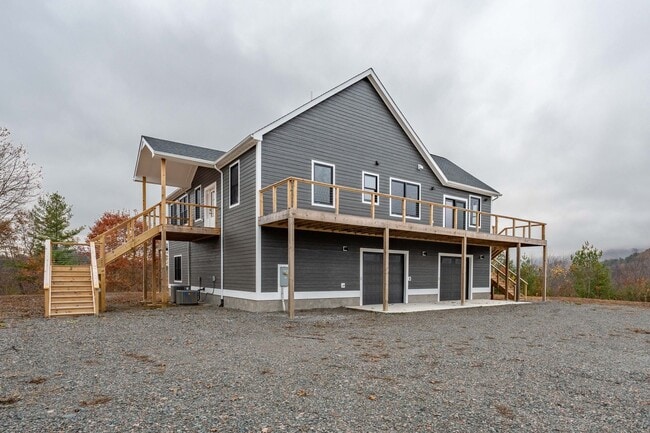 Photo - Spacious, Serene, and Brand New: 3BR Home ...