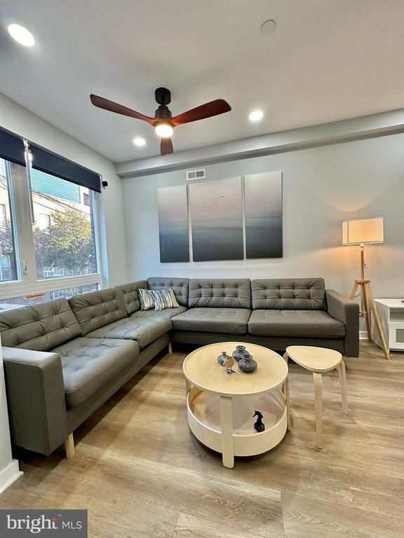 Photo - 1636 S Bailey St