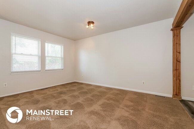 Photo - 7320 Harry S Truman Dr