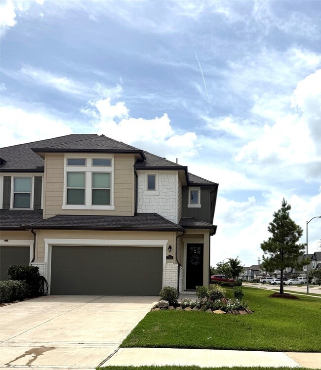 Photo - 5504 Hyde Park Dr