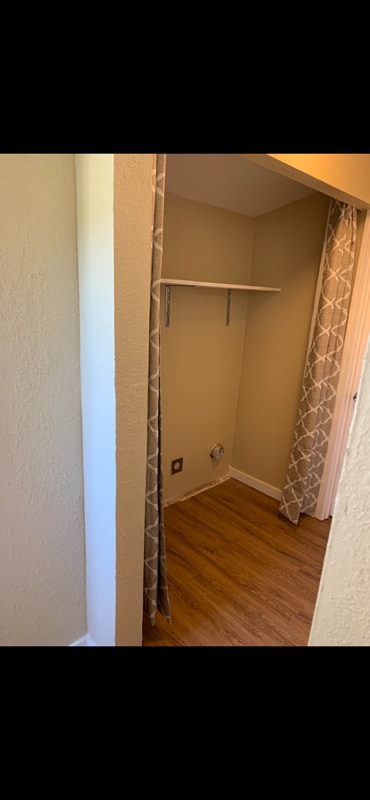 Photo - 4972 10th St