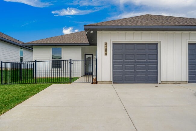 2027 Vintage Farms Wy