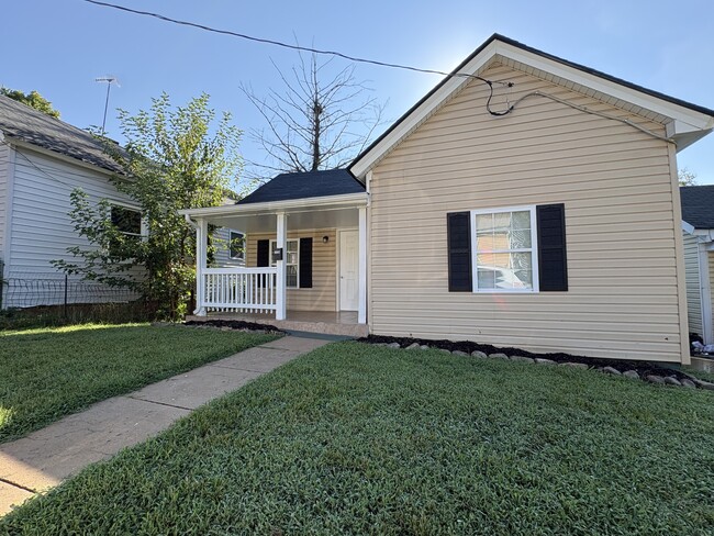 Photo - 1114 Knight St