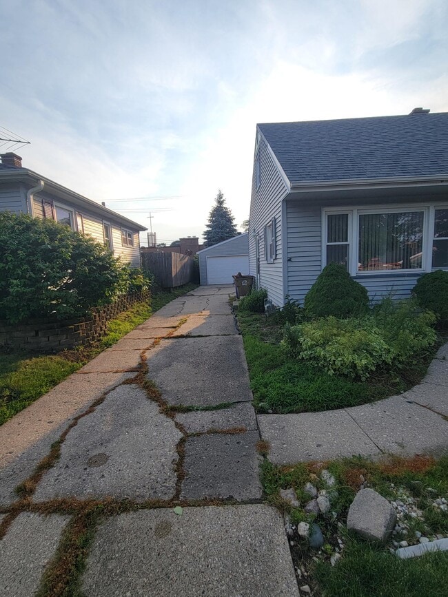 Photo - Kenosha House