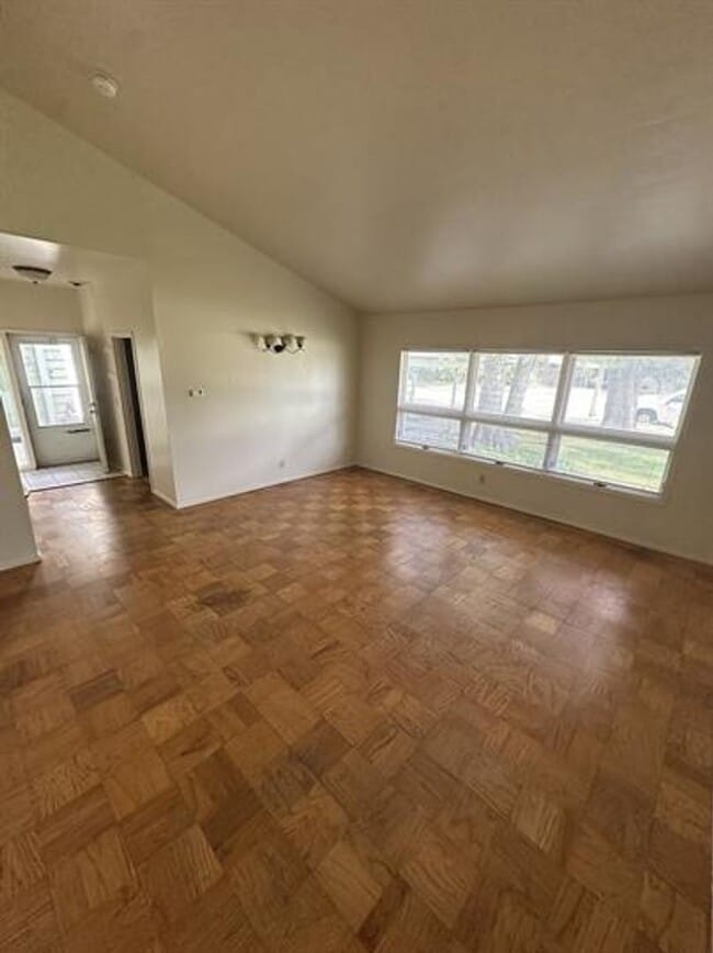 Photo - 1507 Fairway Dr