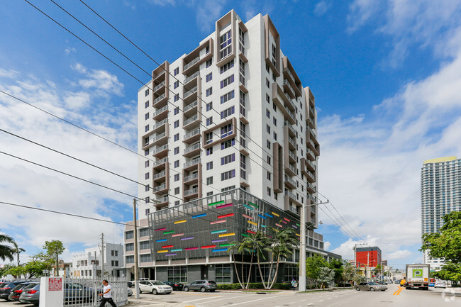 Building Photo - Vista Grande Apartments