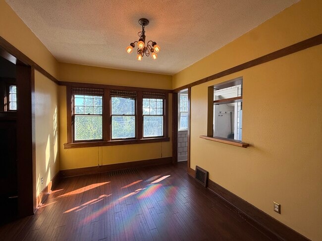 Photo - 1809 S Duluth Ave