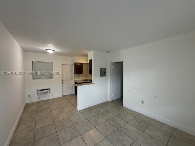 Photo - 1280 NE 139th St Unit 3
